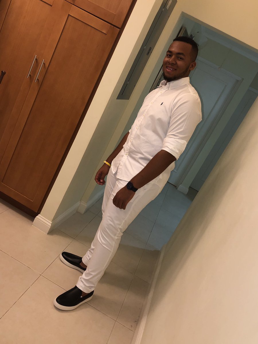 ryandihboss's tweet photo. #daydreams #Ochiweekend https://t.co/sMT4b2SQ6p