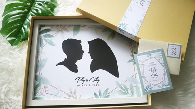 ZaphereStudio's tweet photo. Silhouette Art  Package
.
.
.
#hadiahsahabat #hadiahpernikahan #kadopernikahan #kadounik #kadosahabat #kadonikah #hadiahunik #siluetcustom #zapherestudio_silhouette https://t.co/XU3sWndMk4