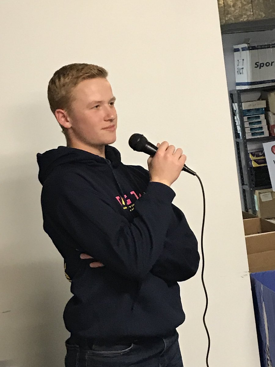 LAStewartTweets's tweet photo. Am very fortunate to once again partner with the Allegan County Community Foundation! Had a wonderful day training their #TagTeam leaders on speaking to younger students. #Leadership #PositivePeerInfluence #YouthSpeaker #Respect #Kindness #Philanthropy https://t.co/UCOleC4BlC