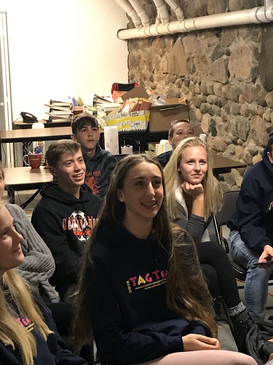 LAStewartTweets's tweet photo. Am very fortunate to once again partner with the Allegan County Community Foundation! Had a wonderful day training their #TagTeam leaders on speaking to younger students. #Leadership #PositivePeerInfluence #YouthSpeaker #Respect #Kindness #Philanthropy https://t.co/UCOleC4BlC