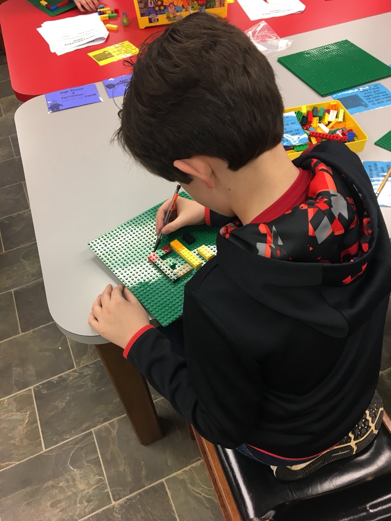 jkelbie_2's tweet photo. If you haven’t done perimeter and area challenges with legos yet... try it! So challenging and fun! Our wonderful Library/Media specialist helped me set it all up! #UMedTech #EDL577 https://t.co/1JmclNkwCd