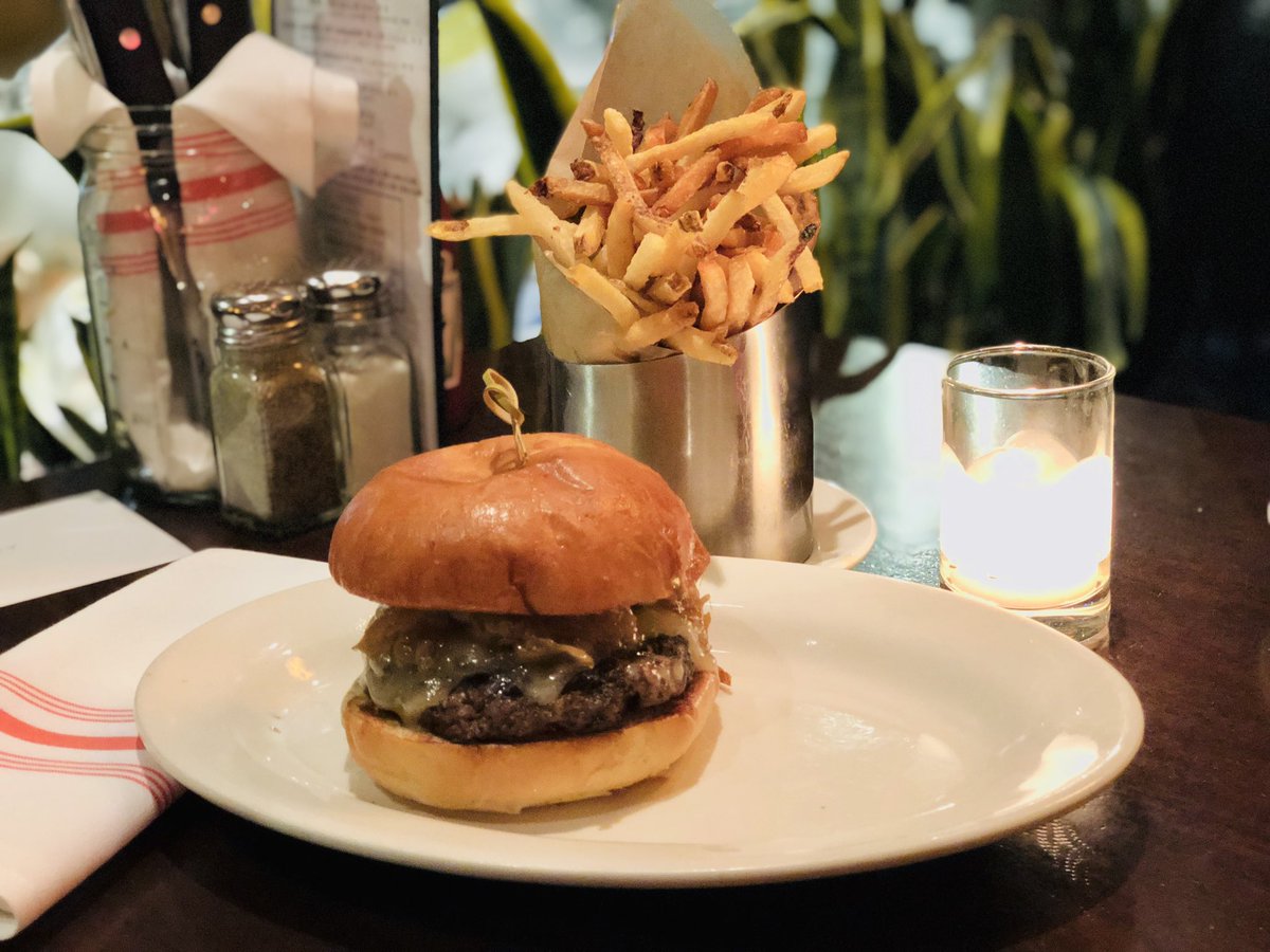 Alfredo Tanús On Twitter Esta Es La 5 Napkin Burger 100