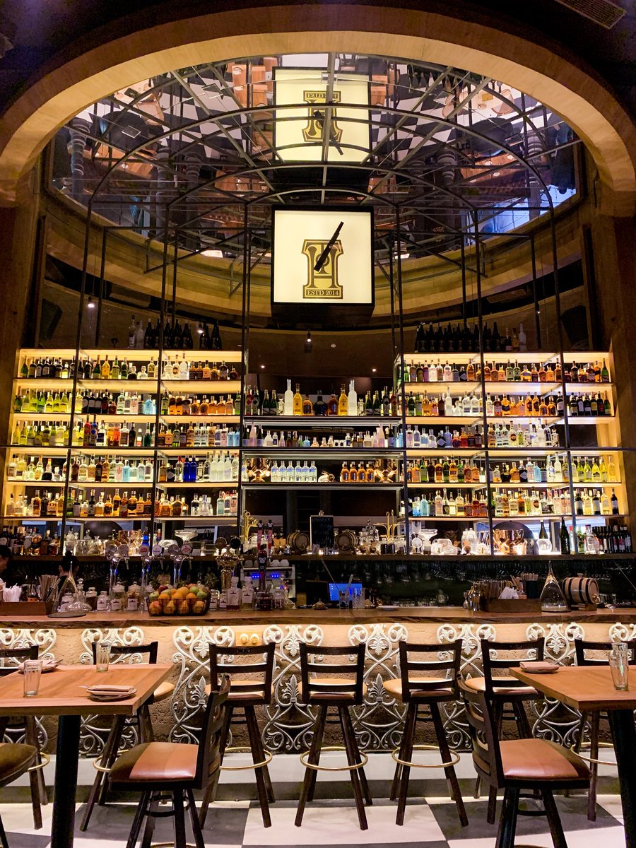 The best of where &amp; what to eat in #Mumbai right now: thefoodiediaries.co/2019/04/22/new…