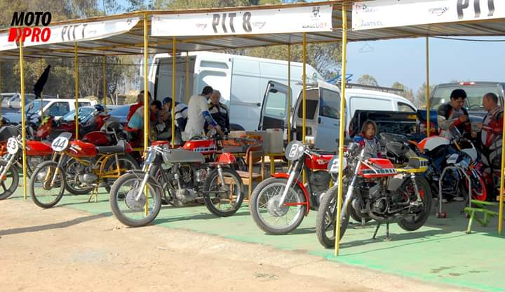 FamiliaPais's tweet photo. #Chile Se viene una nueva fecha de las carreras de Motos Clásicas este 12 de Mayo a partir de las 9 am.
Link de inscripción: https://t.co/h8xV09Jj14 #NotodoesFutbolenChile @ https://t.co/A09eJ8UhPt