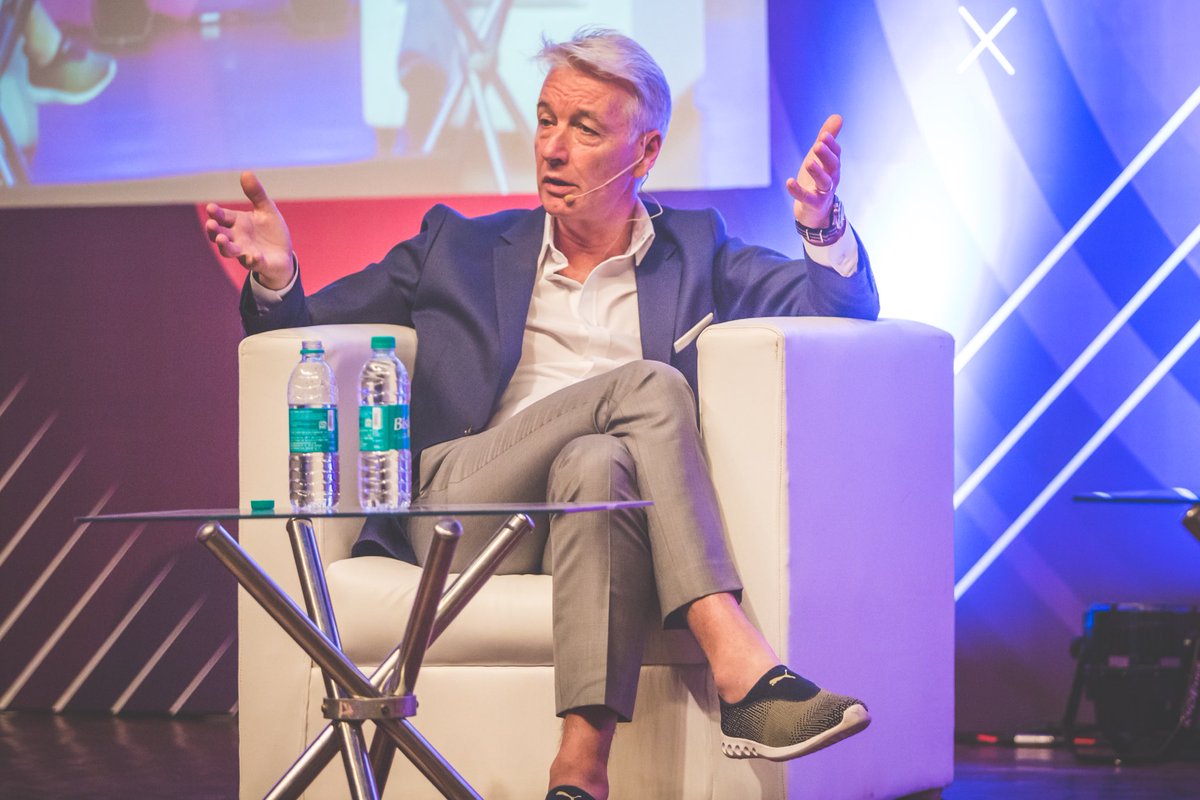 developersummit's tweet image. ⁦@johnwbruce⁩ ⁦@inrupt⁩ in conversation with ⁦@scottdavis99⁩ at #gids19 #fireside chat #FutureOfTheWeb #Day1Highlights