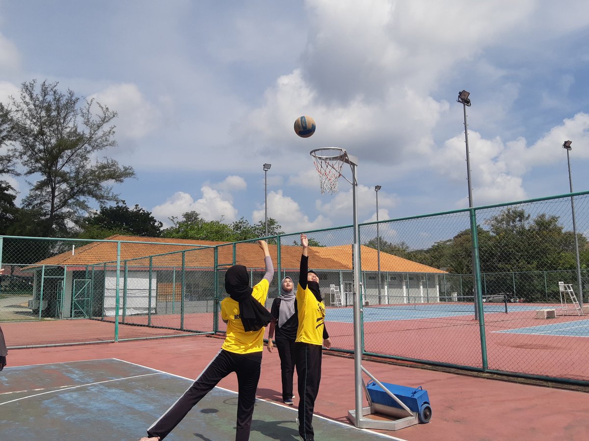 mediadaiskag's tweet photo. 🦋 FPN TOWARDS TOGETHERNESS 🦋

FPN Family Day 🌈 Lets get fit together and have some fun! A lot of games and prizes awaits you ⚽🏅✨

#FPNBonding
#MEDIAdihati
#FITSELALU https://t.co/zk5cu22xh0