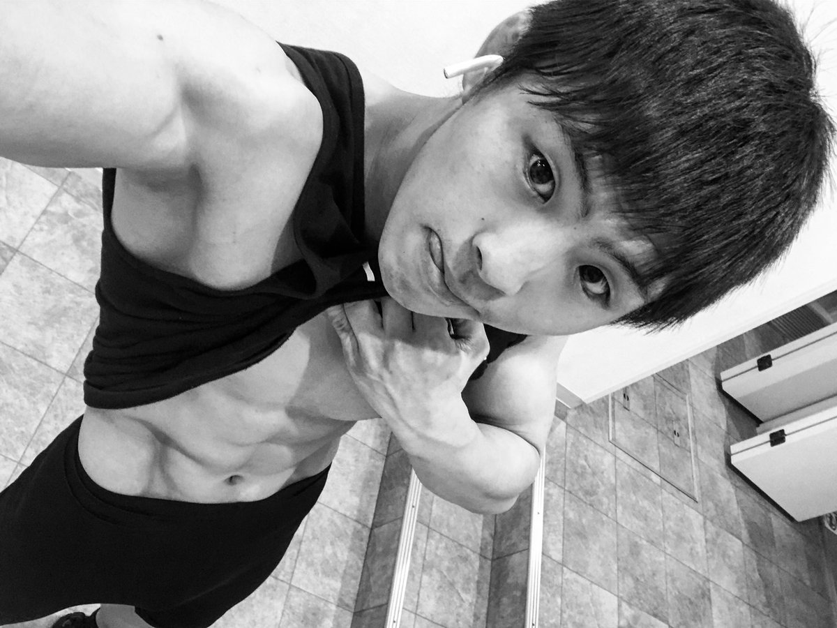 Uzivatel アブ Na Twitteru 答えのない毎日が ただ過ぎていく時間が これから先どうなるのだろう わからない ツキアカリのミチシルベ 雲を越えボクに届け 進むべき道を照らしてよ 今日がどんなに壊れそうでも ってな感じです 助けてーーーー