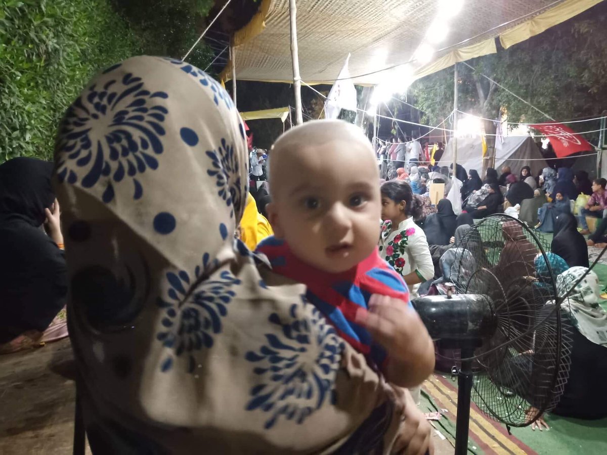 Bintul_Huda's tweet photo. This kid is waging war on Pakistan according to the state #ریاست_یا_سوتیلی_ماں https://t.co/IOYdk85kW5