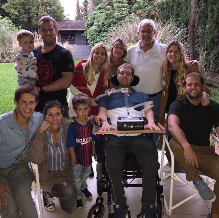 SanIsidroClub's tweet photo. ¡Querido Jero, te vamos a extrañar! Gracias por todo lo que nos enseñaste. Dejaste una huella imborrable. Familia Bello, todo el SIC los acompaña y abraza. #HastaSiempreJeroN https://t.co/WqbwkO4uwE