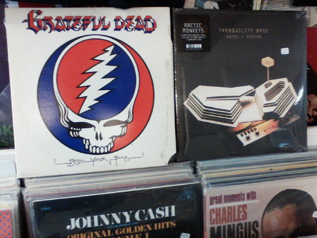 Happy Birthday to Bill Kreutzmann of the Grateful Dead & Matt Helders of the Arctic Monkeys 