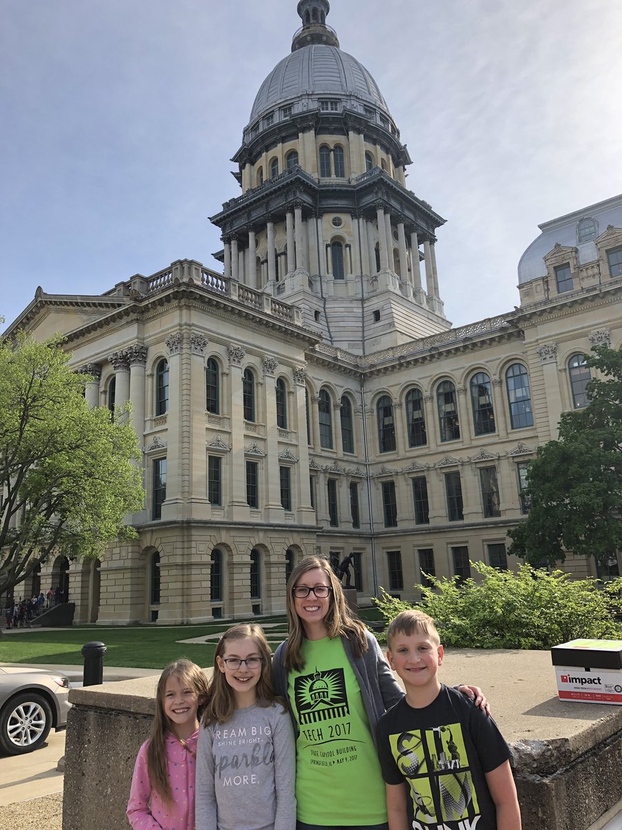 edtech_teaching's tweet photo. So proud of these 3rd grade students @Lockport91. They did an incredible job showcasing their knowledge at TECH2019 in Springfield, IL today at the Illinois State Capitol building. #ourfuture #ILTECH2019 #kidscancode #edtech https://t.co/GwO2ziAn27