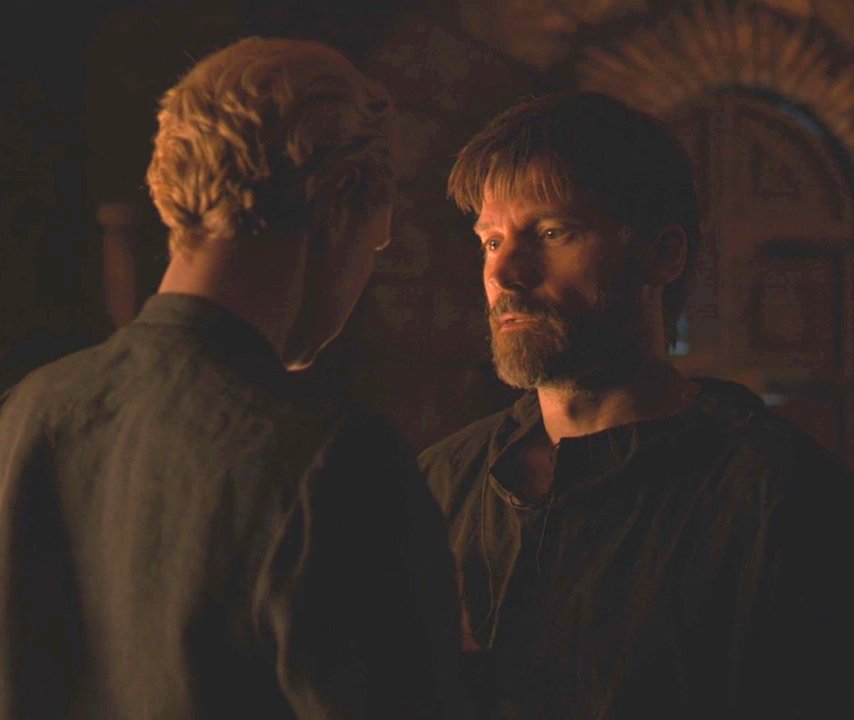  JAIME & BRIENNE Happy moments in episode 8x04A THREAD.PART 13.B: *starts loosing her shirt by herself*J: *realizes, keeps looking at her, doesn't believe this is really happening, then he follows her movements* #GameOfThrones #JaimeLannister #BrienneOfTarth