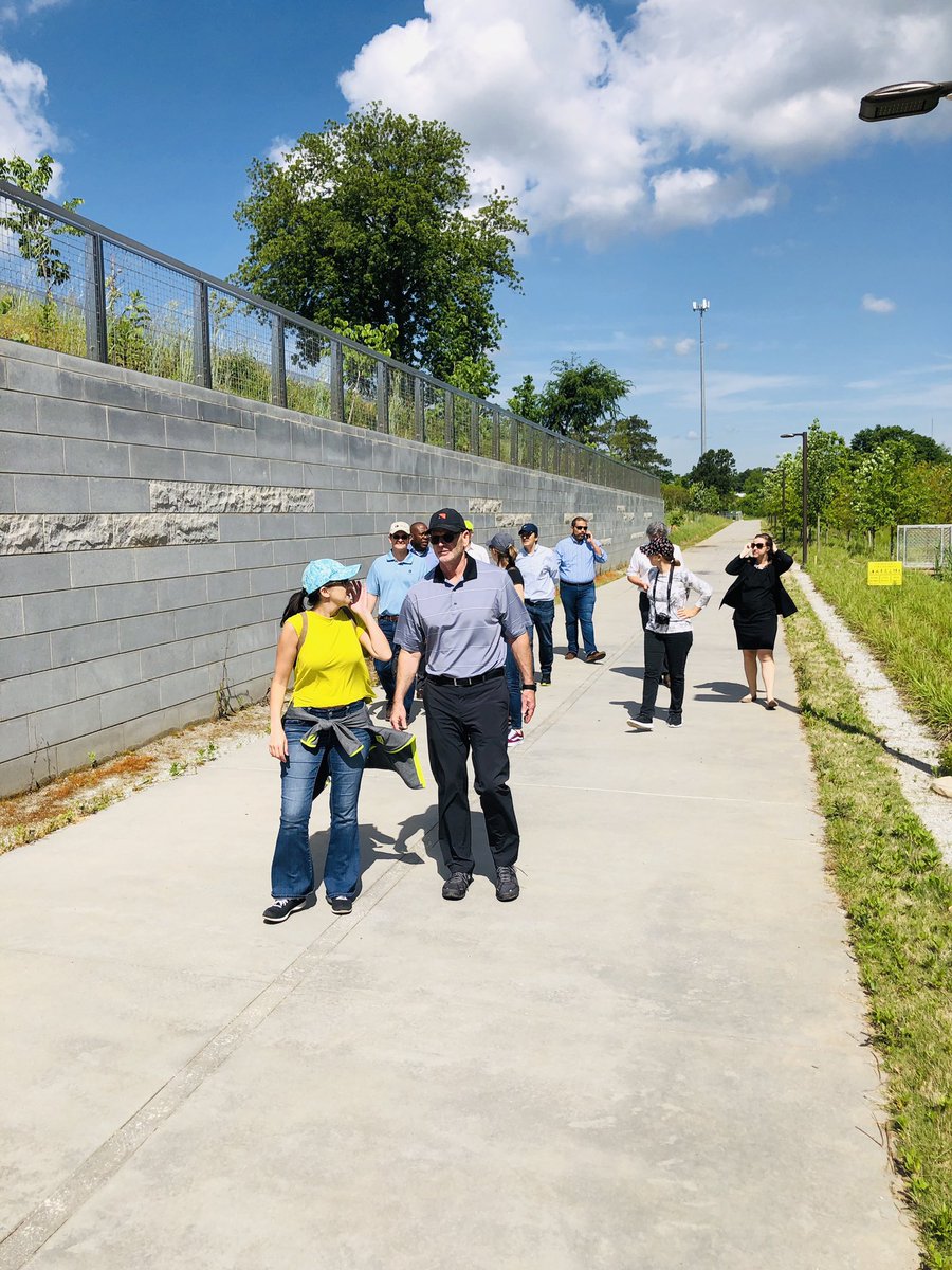 This morning #MOIATL and the @AtlantaBeltLine hosted a tour of the #ATLBeltLine for the Executive Team of @Cementos_Argos. Magical things can happen when the private and public sector work together! #OneAtlanta #ATLINBusiness #EconomicDiplomacy #FOE