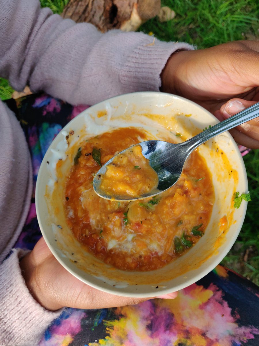 To all parents, we love the food they cook here. It's all vegetarian and we all had seconds. #yummy #food #outdoorkitchen #vegetarian <a href="/ReayPrimary/">Reay Primary School</a> @VeronikaHicks2 <a href="/grdnclassroom/">TGC</a> @ConnieBOReay #nomorefussy