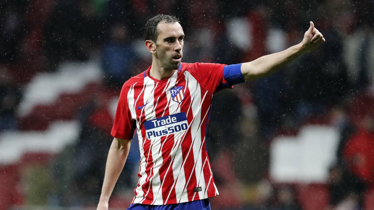De esos futbolistas que dignifican la profesión. Competidor nato, comprometido y líder. Un ejemplo para las futuras generaciones de defensas centrales. La Liga y el Atlético le echarán de menos.