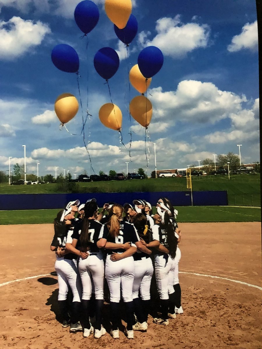 It’s SENIOR night! Come out and support the wolves &amp; the class of 2019🥎 
<a href="/Annaskvv/">Anna Skvarce</a> 
<a href="/livvy_22_/">olivia warrington</a> 
<a href="/mgallaghe11/">mary</a> 
<a href="/Bre_schmidt/">Bre</a> 
@barnes_2001 
@CtownAthSec 
#rainraingoaway