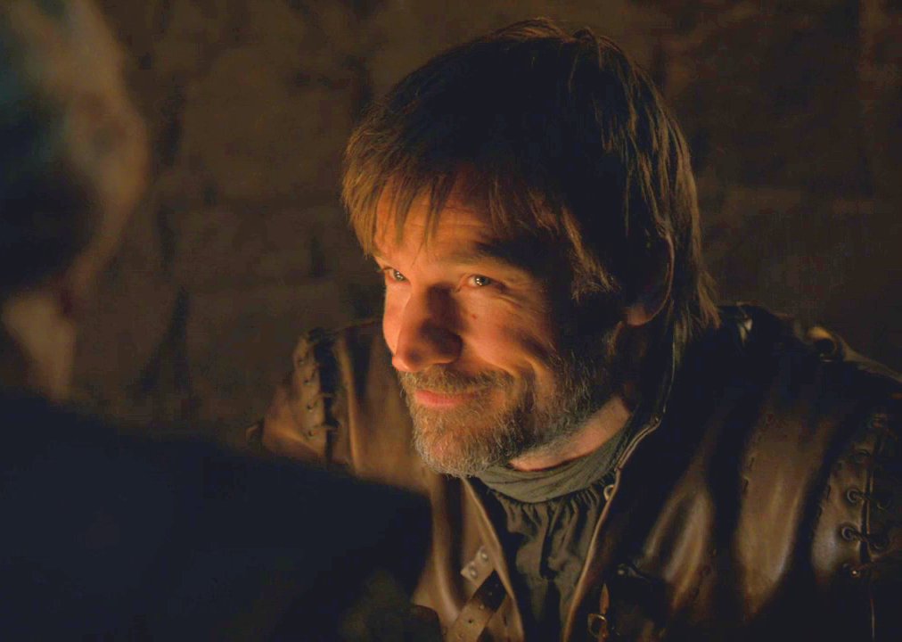  JAIME & BRIENNE Happy moments in episode 8x04A THREAD.PART 7. B: "You're drinking wine but you prefer ale!" T: "No!" B: *drinks and smiles*J: *lovely glance towards Brienne*PS: THE WAY HE LOOKS AT HER AGAIN. I CAN'T  #GameOfThrones #JaimeLannister #BrienneOfTarth