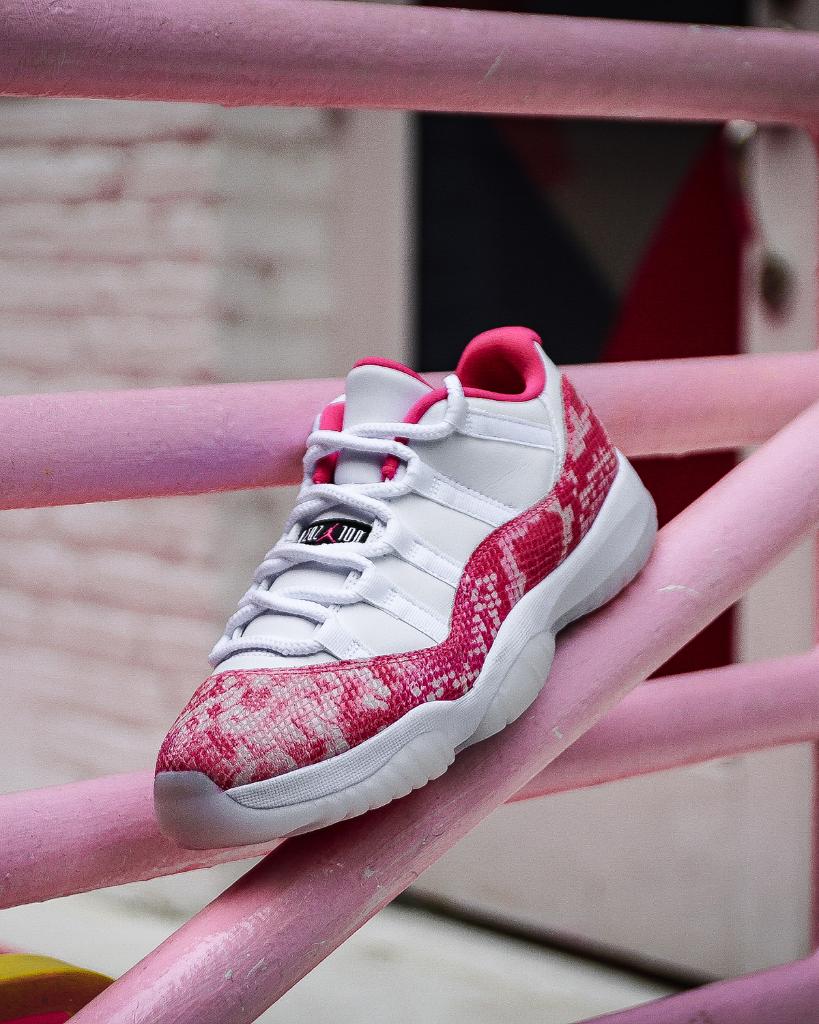 jordan 11 low snakeskin foot locker