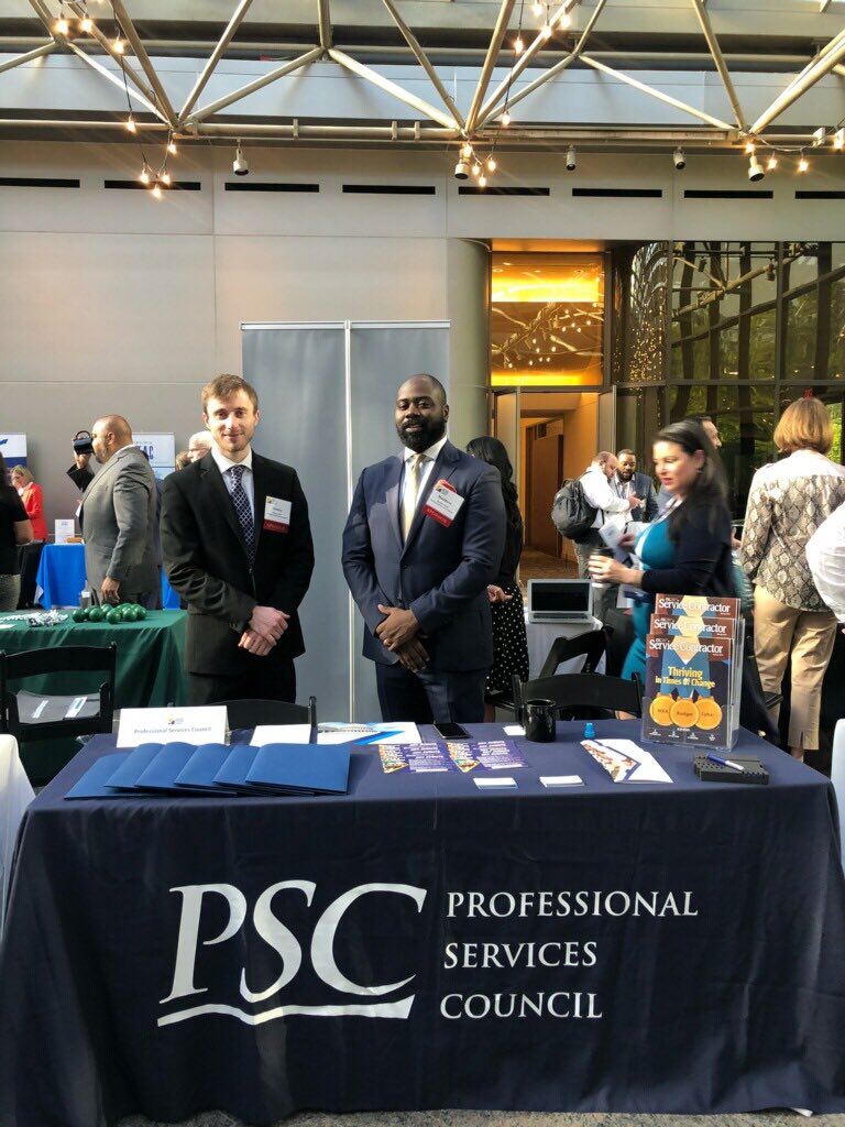 MattBusbyIII's tweet image. Representing @PSCSpeaks supporting @RestonChamber as a Strategic Partner #SmallBusinessWeek2019 @PSCSpeaks #NovaB2g