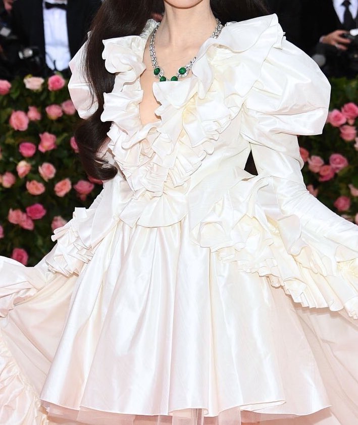 Met Gala Details tweet media