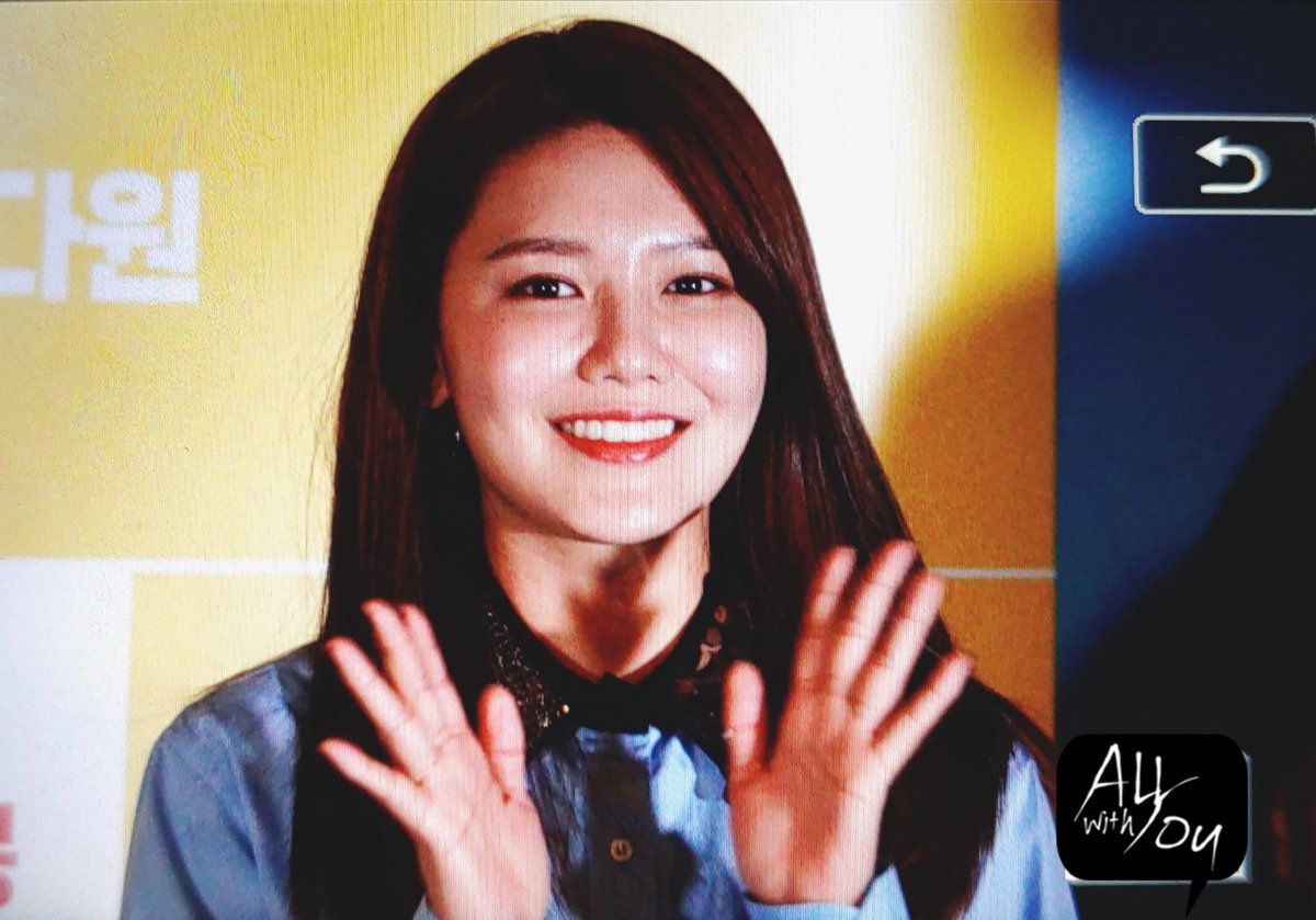 AllWithYou8's tweet photo. 190507 걸캅스 스타 라이브톡 프리뷰
#수영 #SOOYOUNG https://t.co/gkndgi5Fsy