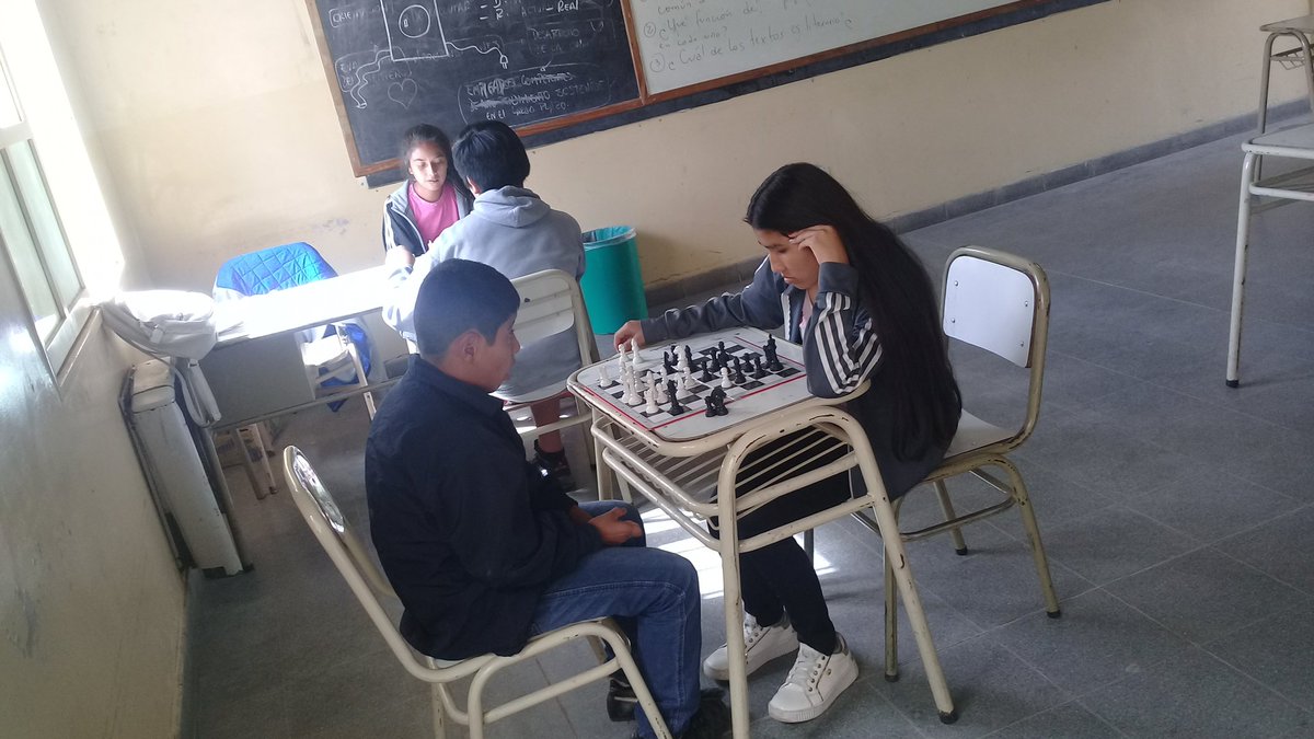 ESCUELAS ABIERTAS COLEGIO MIGUEL RAGONE Taller de AJEDREZ <a href="/patriciapinasco/">Patricia Pinasco</a> <a href="/aniberruezo/">analia berruezo</a> <a href="/fguillesaavedra/">GUILLERMO SAAVEDRA</a> <a href="/matiaszaki16/">Ezequiel Nuñez</a> <a href="/larubita70/">Rubita Bijou</a> <a href="/OscarGhillione/">Oscar Ghillione</a> <a href="/artydance23/">Gilda Rodríguez</a> <a href="/lubassi/">Luciana Bassi</a>