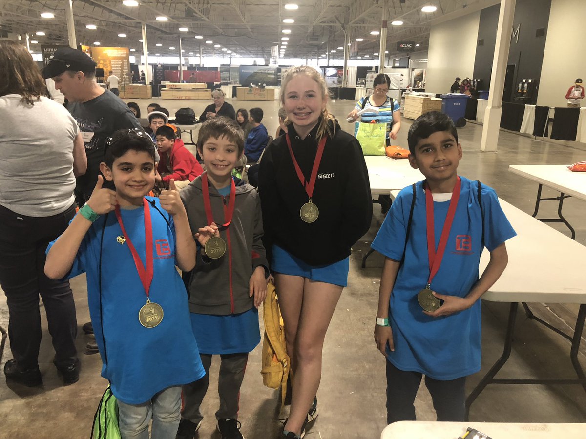 OodDesignTech's tweet image. Congratulations to Oodenawi’s Junior Tech and Junior VexIQ teams for representing HDSB at the Ontario Skills Competition yesterday.  Our Junior Tech brought home the gold medal and our Junior VexIQ team won bronze! #ooddandt @oodps1 @HaltonDSB @OCTEOntario @pennyfatherj