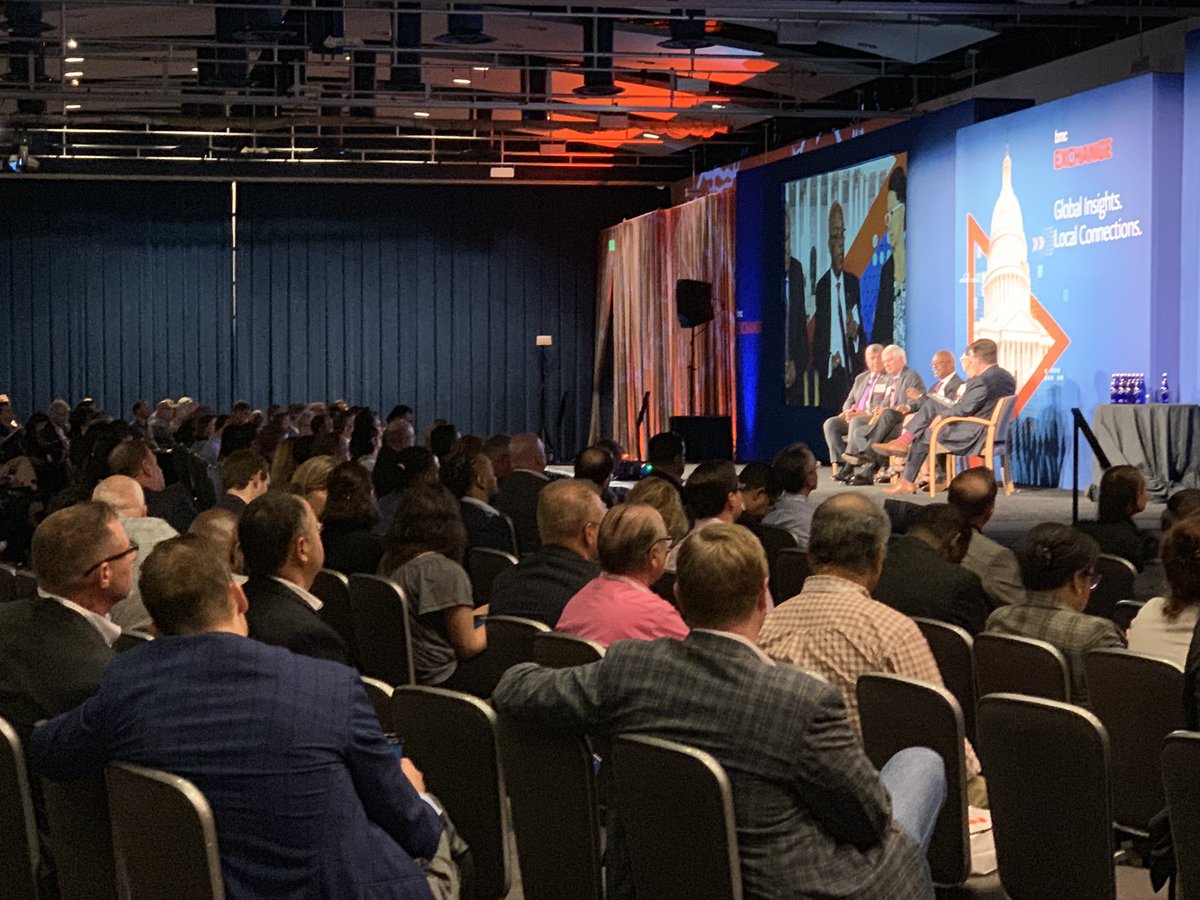 rwang0's tweet image. MyPOV: packed house @BMCSoftware #BMCExchange