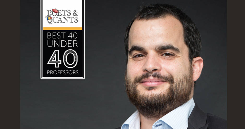 #HECprof <a href="/jeremyghez/">Jeremy Ghez</a> has been chosen as one of the 40 top under-40s professors in 2019 by <a href="/PoetsAndQuants/">Poets&Quants</a>. Here's why: hec.edu/en/news-room/j… cc <a href="/HECKnowledge/">Knowledge@HEC</a> <a href="/HECParisSASI/">HEC MSc SASI</a>