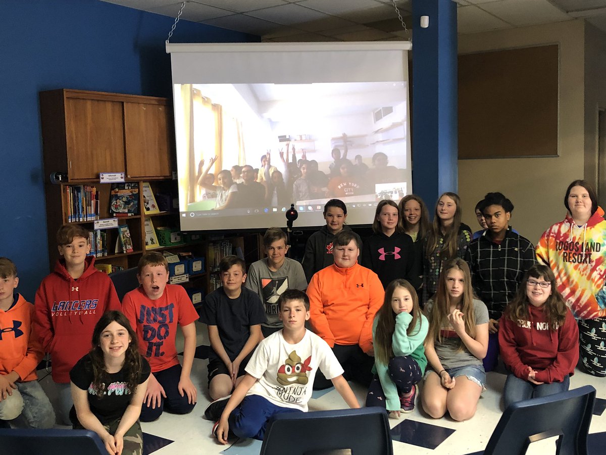 AmandaHLib's tweet photo. Gr. 6 students collaboratively researched different animals at risk in Ontario. Today we Skyped with students at Ecole Al Andalous @OthmaneHejira in Morocco, Africa to present our findings and learn about animals at risk where they live!@ROSchool @UCDSB https://t.co/5nUZ0A6pGz