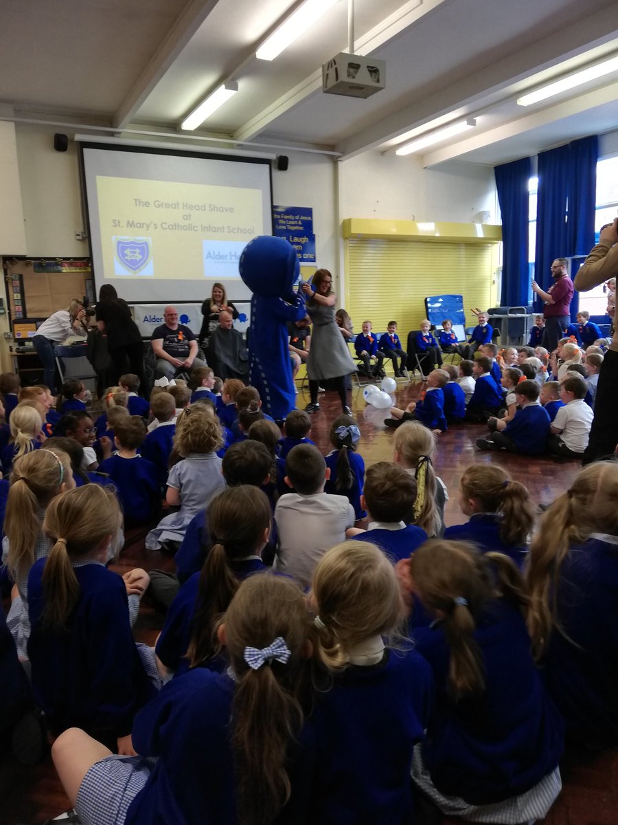 So proud of our St Mary's family today, all of infant's showing their support for their friend Alex and some brave dads and lads shaving their hair to raise money for Alder Hey Charity.
justgiving.com/fundraising/ca…