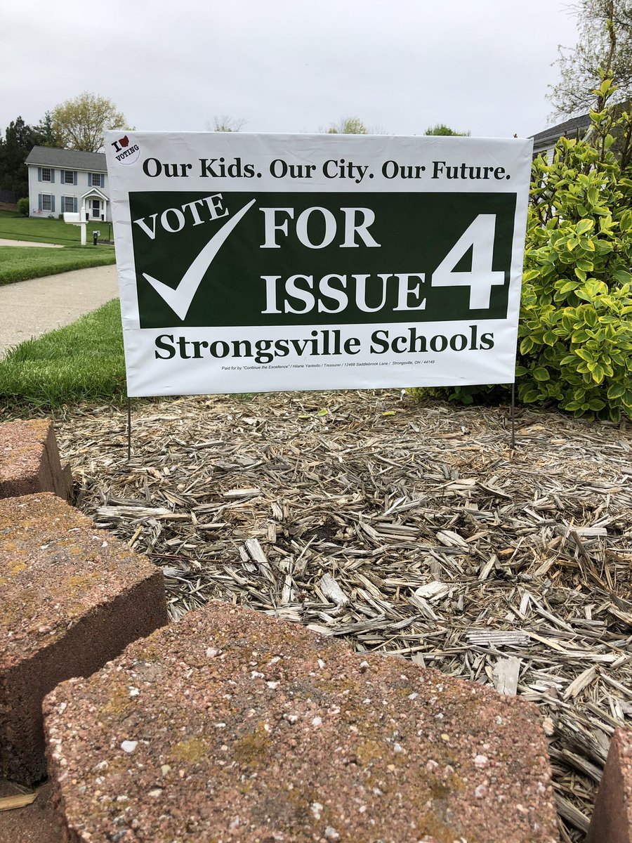 BDGriesinger's tweet photo. I voted YES for SCS! Our Kids Our Our City Our Future @YESforSCS https://t.co/A0RZ2FNGp1