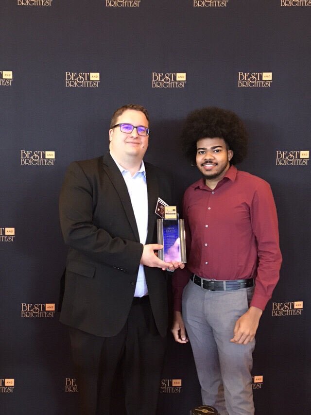 Humanex's tweet photo. We are happy to have been named an Elite Business in Employee Achievement and Recognition by Michigan’s Best and Brightest Companies to work for! @101Best #HumansOfExcellence https://t.co/j52pVk2ZKh