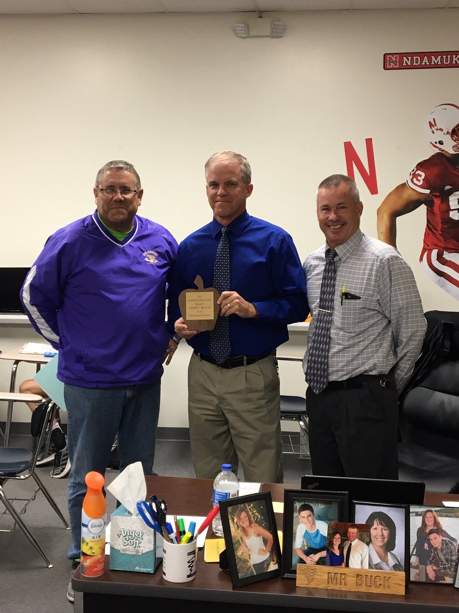 Thilyard's tweet photo. Happy to be there as @HoldregeDusters Board President Shaun Jensen presents these two deserving staff members with the 2019 HPS Board of Education Master Teacher Award.  They will be more formally recognized at the Staff Recognition Reception. https://t.co/MDbHIYb7bq