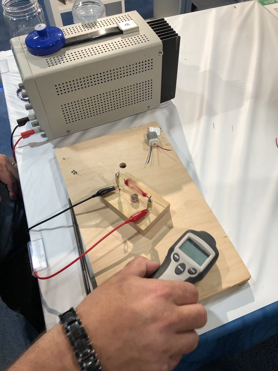 MrsBowen_LDSB's tweet image. Such a terrific activity to showcase how an electric pulse works @StephanieSartor! @skillsontario #LDSBIntGuid
