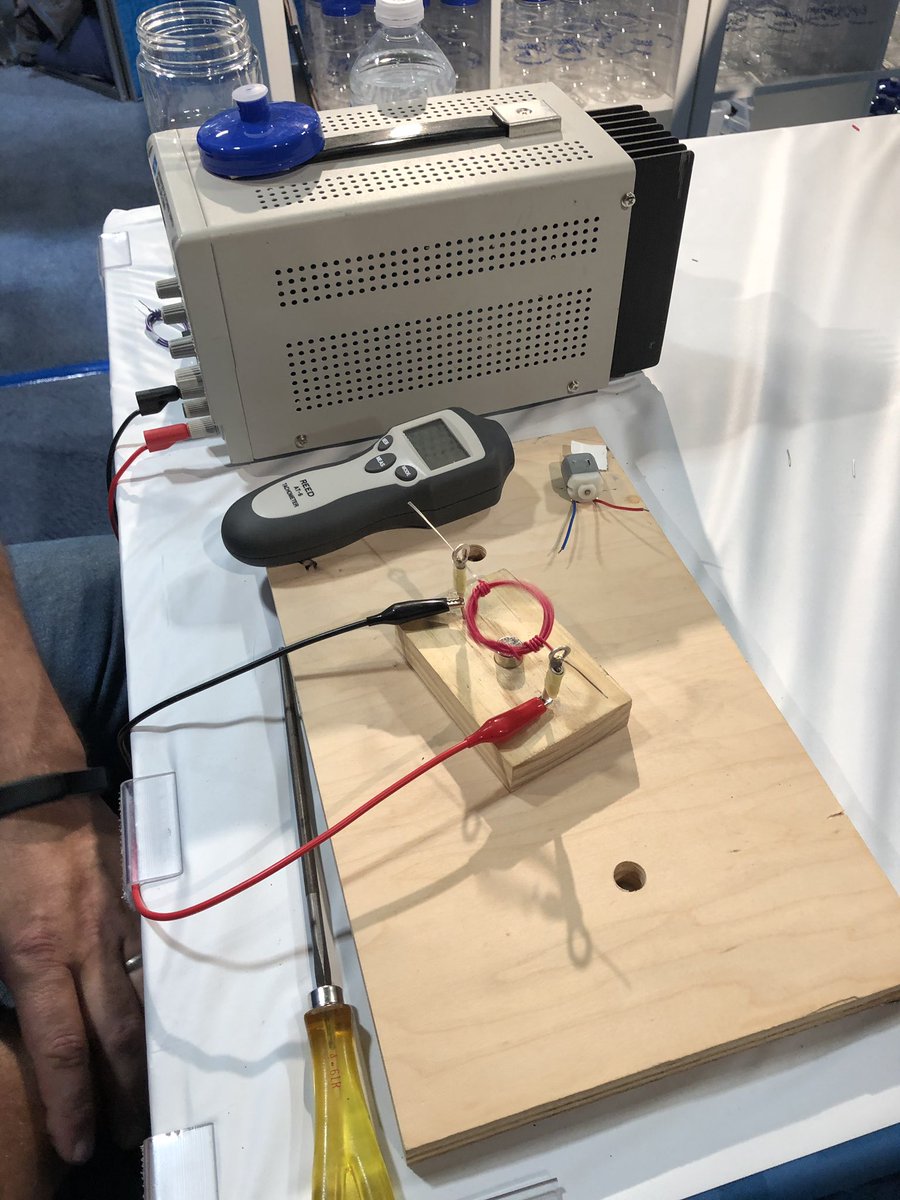 MrsBowen_LDSB's tweet image. Such a terrific activity to showcase how an electric pulse works @StephanieSartor! @skillsontario #LDSBIntGuid
