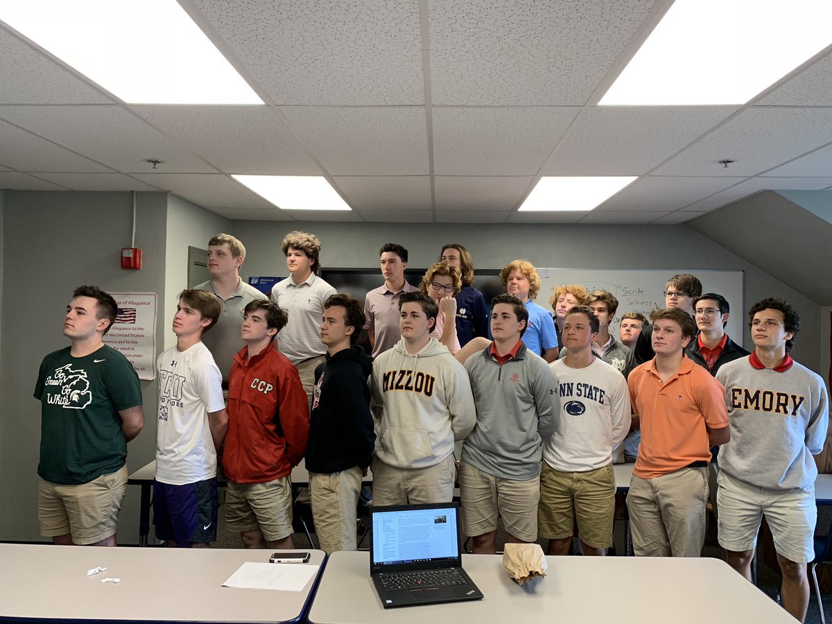 Final Latin Clvb picture of the year. #4thtriumvirate #itsrighthere #dirtydanmartin #upandtotheright #notrips