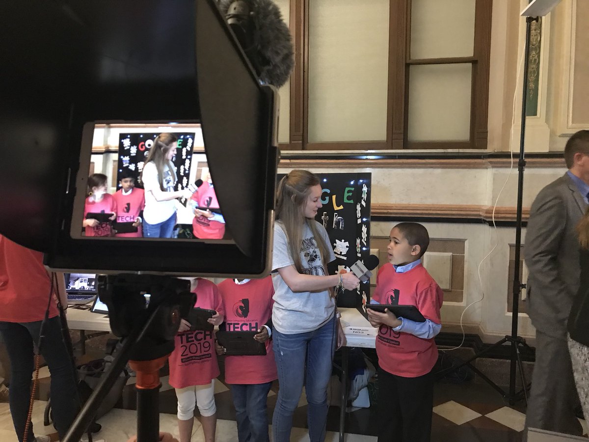 MrsKrolicki's tweet image. So proud of our tech and mass comm interns who are social media interns for #TECH2019 #princespride @PrincevilleCUSD @kellyajenkins @joannacarroll96 @MadisonLadd4 @gracelizabeth14