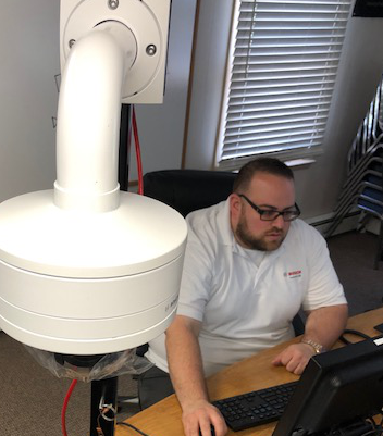 Last week, Brad received the first Bosch FLEXIDOME 8000i demo kit at our Maryland office and immediately started putting it to the test. Schedule your demo and learn more here >> blog.midches.com/blog/bosch-fle…