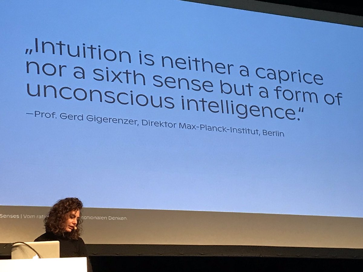spm_ch's tweet photo. @tanja_schug gibt Input und Denkanstösse über „Vom rationalen zum emotionalen Denken“ 👌

#PMFJT19 https://t.co/xpAOELNfTR