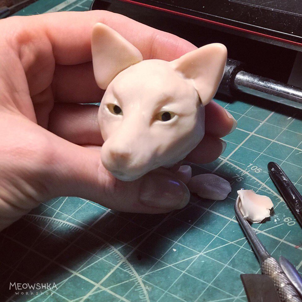 miaushka's tweet photo. Work in progress: from ugly alien to cute fox. The magic of transfiguration ⭐
#wip #workinprogress #stepbystep #polymerclay #sculpey #handmade #toy #fox #craft https://t.co/JfASpppD3p