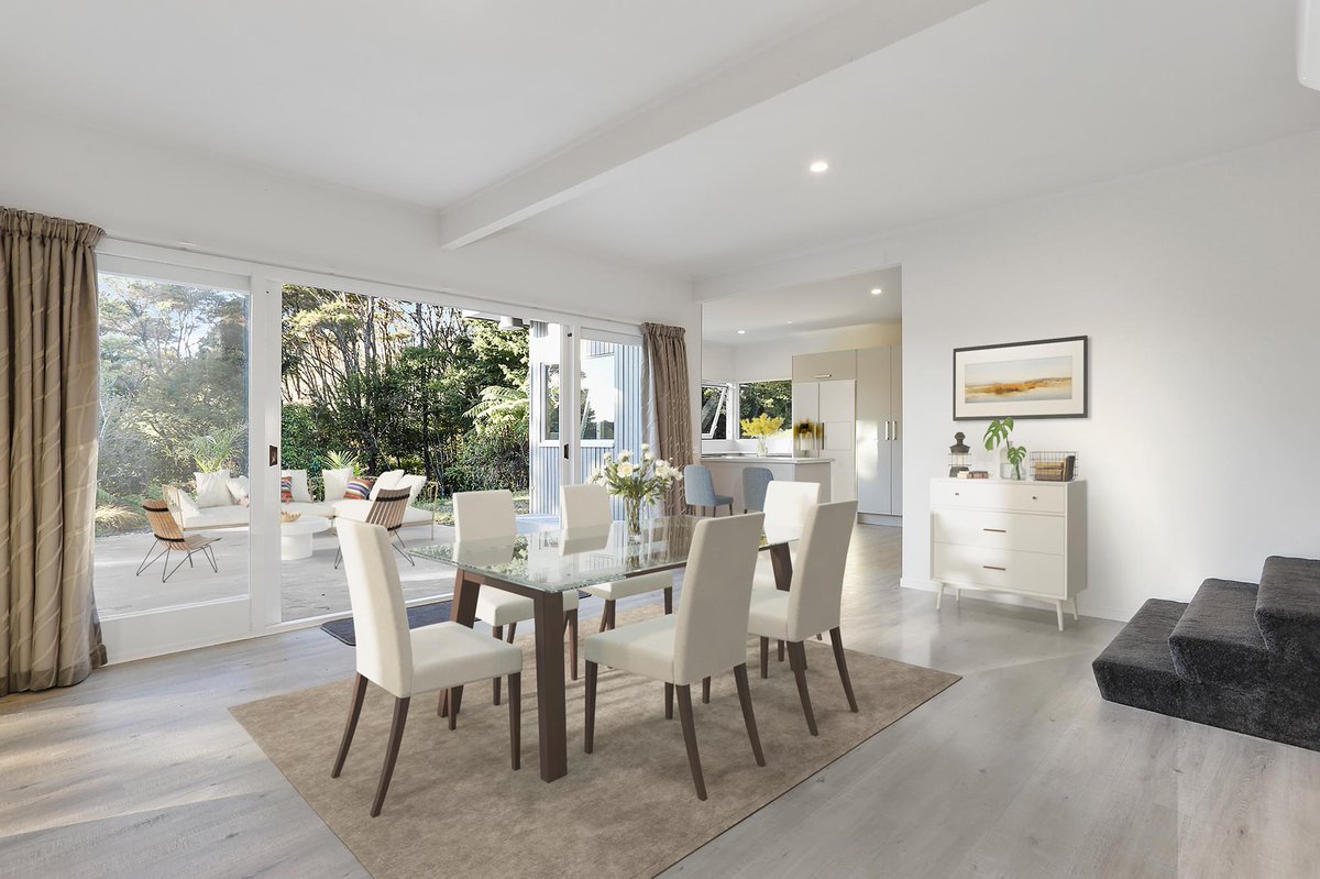 Before buyers ever book to see a home...they decide through the pictures if it worth the time.
.⁣⠀
.⁣
.
.
📷: ⁣<a href="/q9/">q9</a>.studio 
__________
👉👉👉 Click in link bio to choose your funitures: q9furniturecatalogue.com
#decor #interiordetails #inspirationdeco #homedecor #home