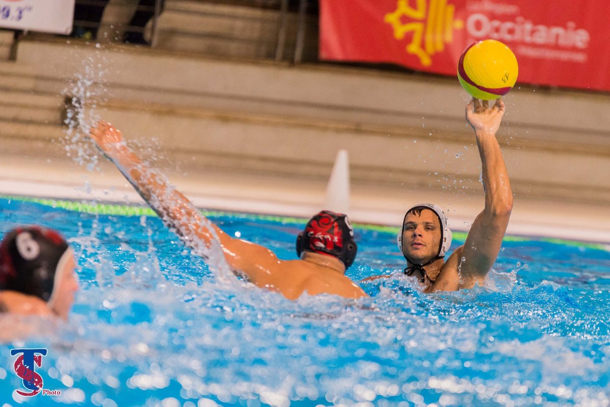 FFN_WaterPolo's tweet photo. #media #Elite #waterpolo #Masculin "Elite Masculin, Montpellier fait son retour parmi les quatre"
👉https://t.co/UMTiBX2C1z…/elite-m-montpellier-fait-retour…
#waterpolo #Elite #ffn #masculin #championnats #playoffs #focusclub https://t.co/PQuBKpklHq