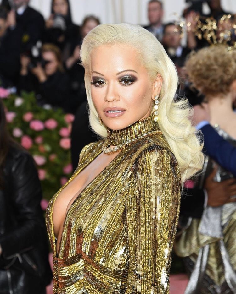 TopsifyTurkey's tweet image. #MetGala vibes = #HitStop 💫
HitStop.lnk.to/Yejx5
#DuaLipa 😍
#CardiB 🤯♥️
#Lizzo 🔥
#RitaOra 🤩