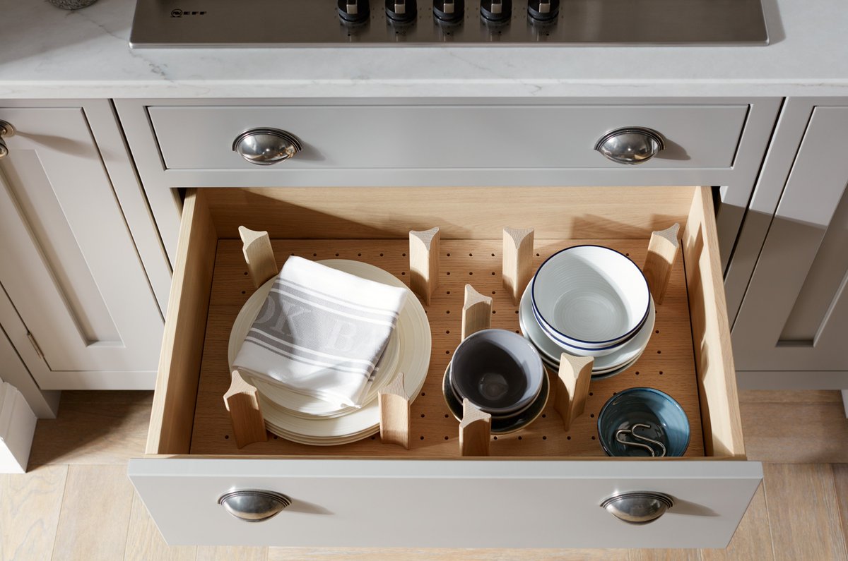 1909 Kitchens (@1909_kitchens) on Twitter photo With an array of storage possibilities, like the LeMans corner solution from <a href="/KesseboehmerUK/">Kesseböhmer UK</a>, pull-outs, pantries and customised drawer partitions, there's a place for everything in a 1909 kitchen.
#1909Kitchens
1909kitchens.co.uk/details/storage With an array of storage possibilities, like the LeMans corner solution from <a href="/KesseboehmerUK/">Kesseböhmer UK</a>, pull-outs, pantries and customised drawer partitions, there's a place for everything in a 1909 kitchen.
#1909Kitchens
1909kitchens.co.uk/details/storage