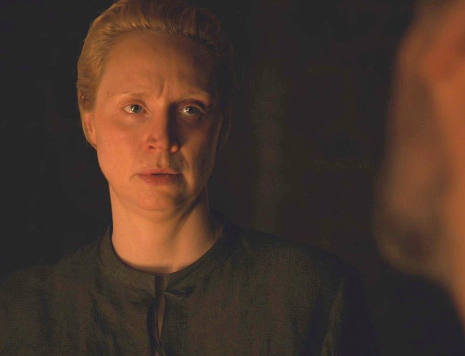  JAIME & BRIENNE Happy moments in episode 8x04A THREAD.PART 9.J: "How about Tormund Giantsbane? Has he grown on you?" B: *'seriously?' glance towards Jaime* J: "He was very sad when you left." #GameOfThrones #JaimeLannister #BrienneOfTarth