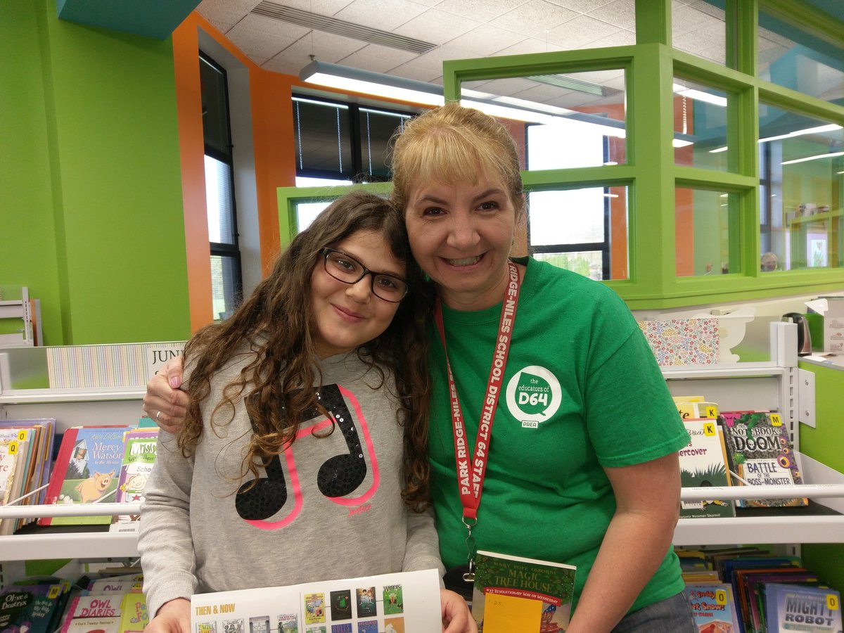 Congrats to Gabi and Mrs. Brayton our student and teacher <a href="/prpl/">Park Ridge Library</a> Book Madness winners! #casmiles <a href="/CarpenterD64/">CarpenterD64</a> #D64smiles