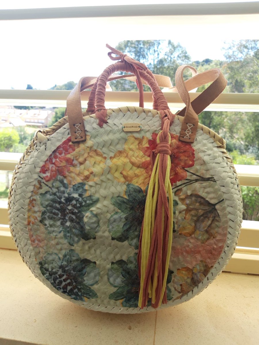 ElCestas's tweet photo. Decoramos cestas tan bonitas como estas.A 27€,ideales para la playa!Si estás interesado háblame por direct https://t.co/5hawk8s4WZ