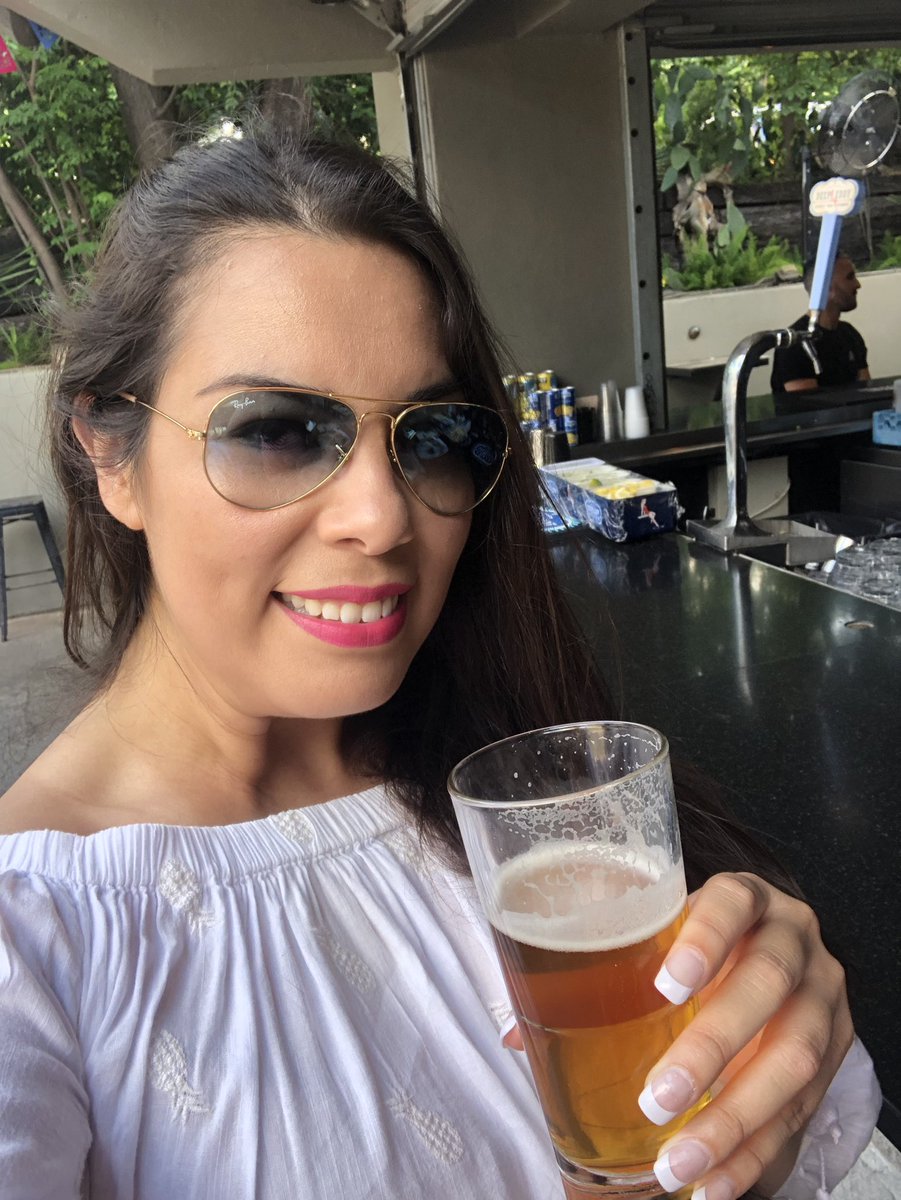 salinas723's tweet photo. Cinco De Mayo downtown Austin. #baddecisionsweremade #tequila #cerveza #dosxx #tecate #latinoswhocelebratecinco https://t.co/9ipQv3mR41