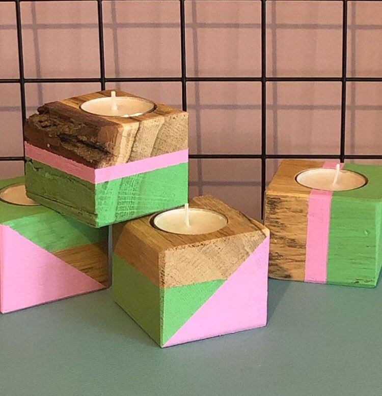 QTRMSTRS's tweet photo. Today’s featured maker for @Makers_Central is #thecluttery   who make wood and concrete homeware and jewellery. Forever conscious about where they source materials - they use reclaimed wood and off cuts. #MC2019 #qtrmsrs #maker https://t.co/p4IkralLFY